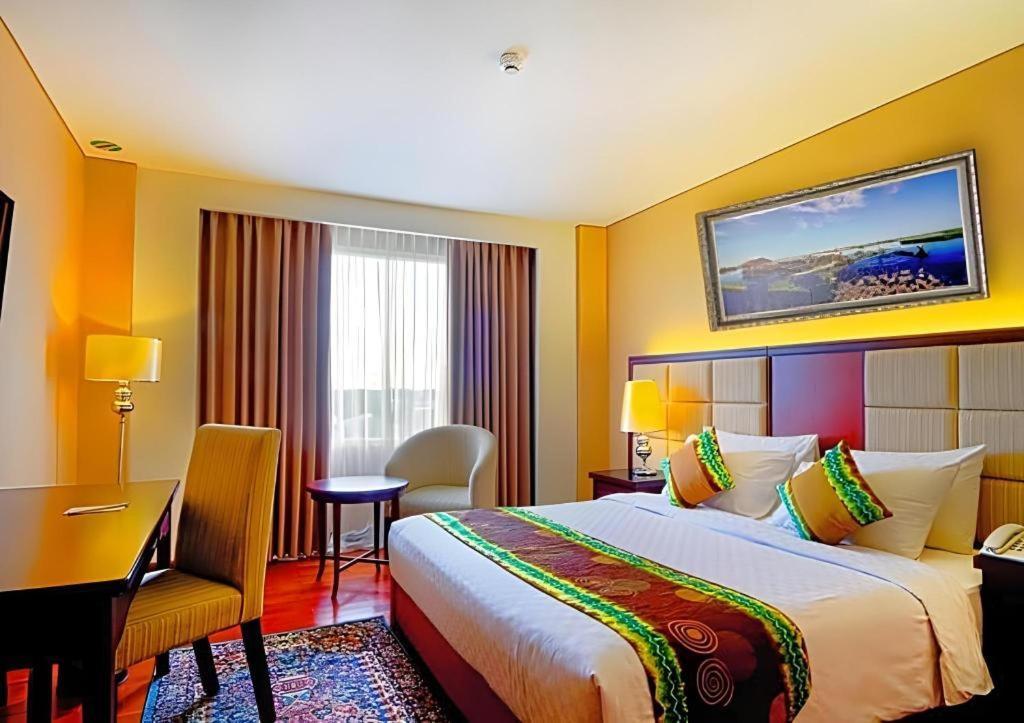 Grand Qin Hotel Banjarbaru Luaran gambar