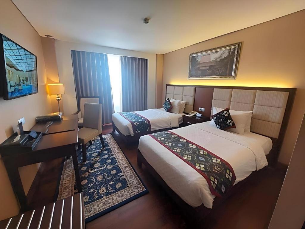 Grand Qin Hotel Banjarbaru Luaran gambar