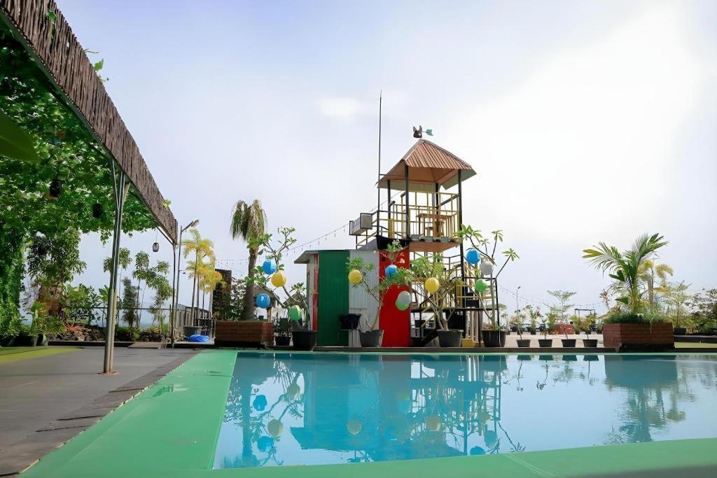 Grand Qin Hotel Banjarbaru Luaran gambar
