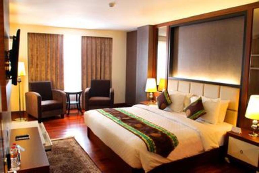 Grand Qin Hotel Banjarbaru Luaran gambar