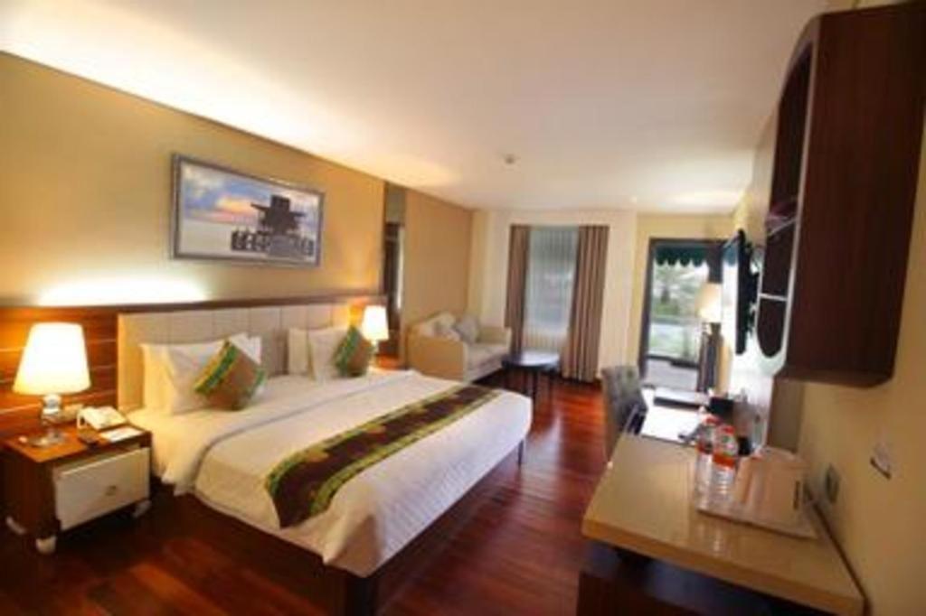 Grand Qin Hotel Banjarbaru Luaran gambar
