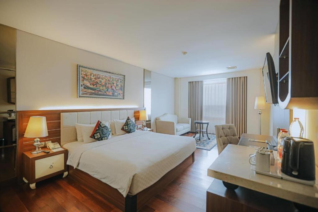 Grand Qin Hotel Banjarbaru Luaran gambar