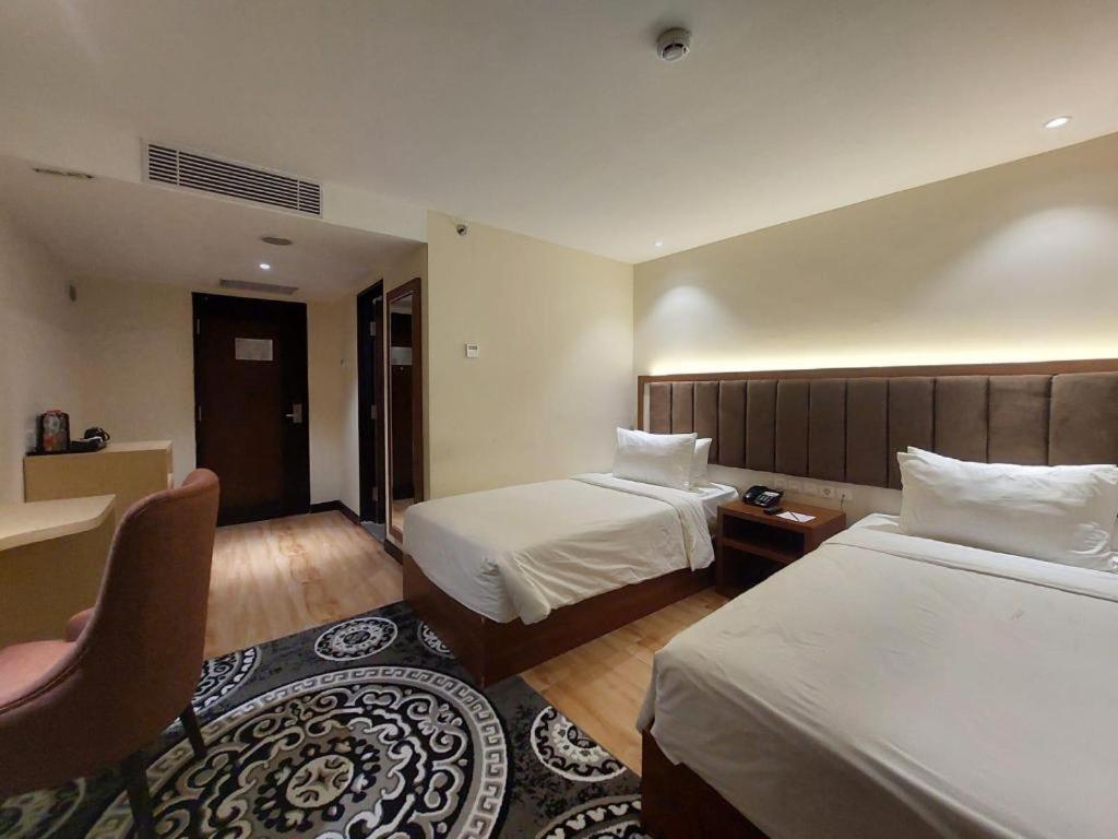 Grand Qin Hotel Banjarbaru Luaran gambar