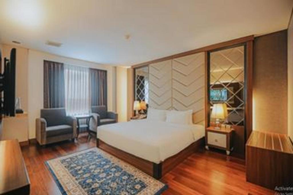 Grand Qin Hotel Banjarbaru Luaran gambar
