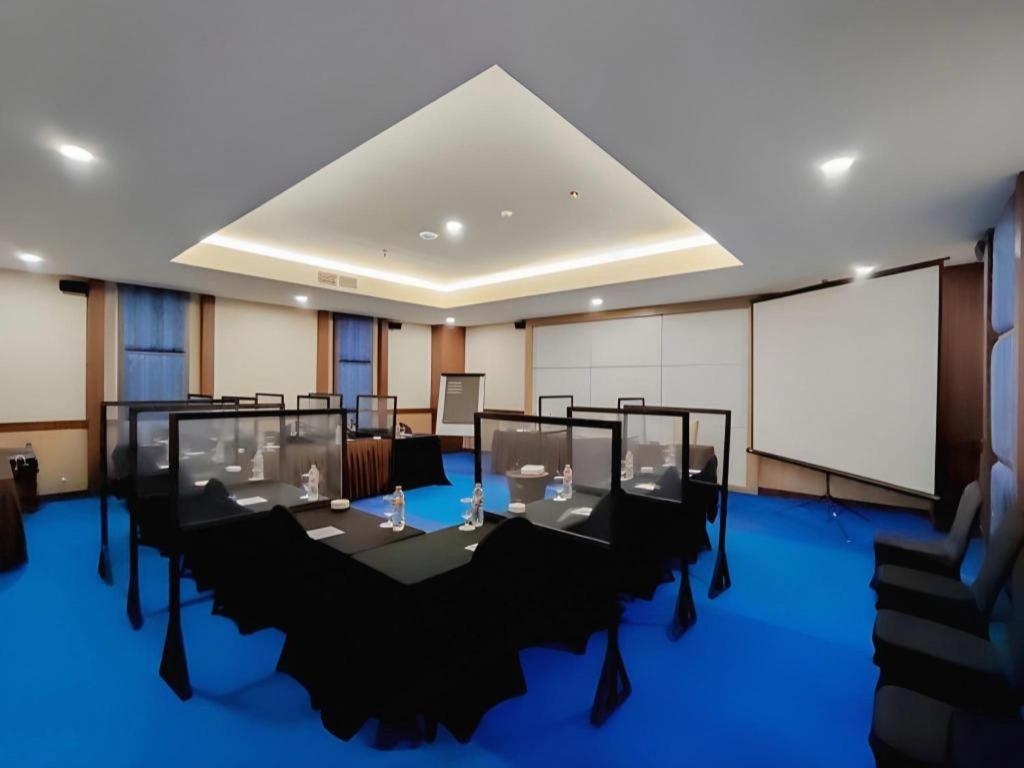 Grand Qin Hotel Banjarbaru Luaran gambar